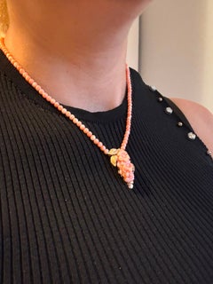 Necklace and pendant with coral 14k yellow gold 12.7 grams