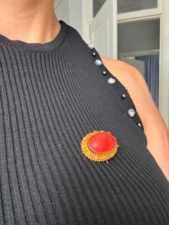 High Victorian 14k Yellow Gold Coral Brooch 7.6 grams