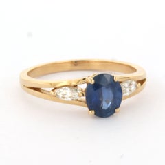 Ring with sapphire up to 1.22ct and marquise diamonds up to 0.22ct 18k gold