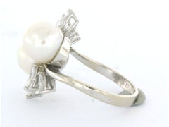 J. Hauser - 18k gold with pearls and marquise-cut diamonds up to 0.85ct
