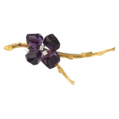 Brooch with amethyst and brilliant cut diamonds up to 0.10ct 18k gold 18.5 gram