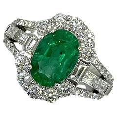 18k Gold Art Deco Zambian Emerald Cocktail Ring 2.05 cts with 1.49 ct Diamonds 