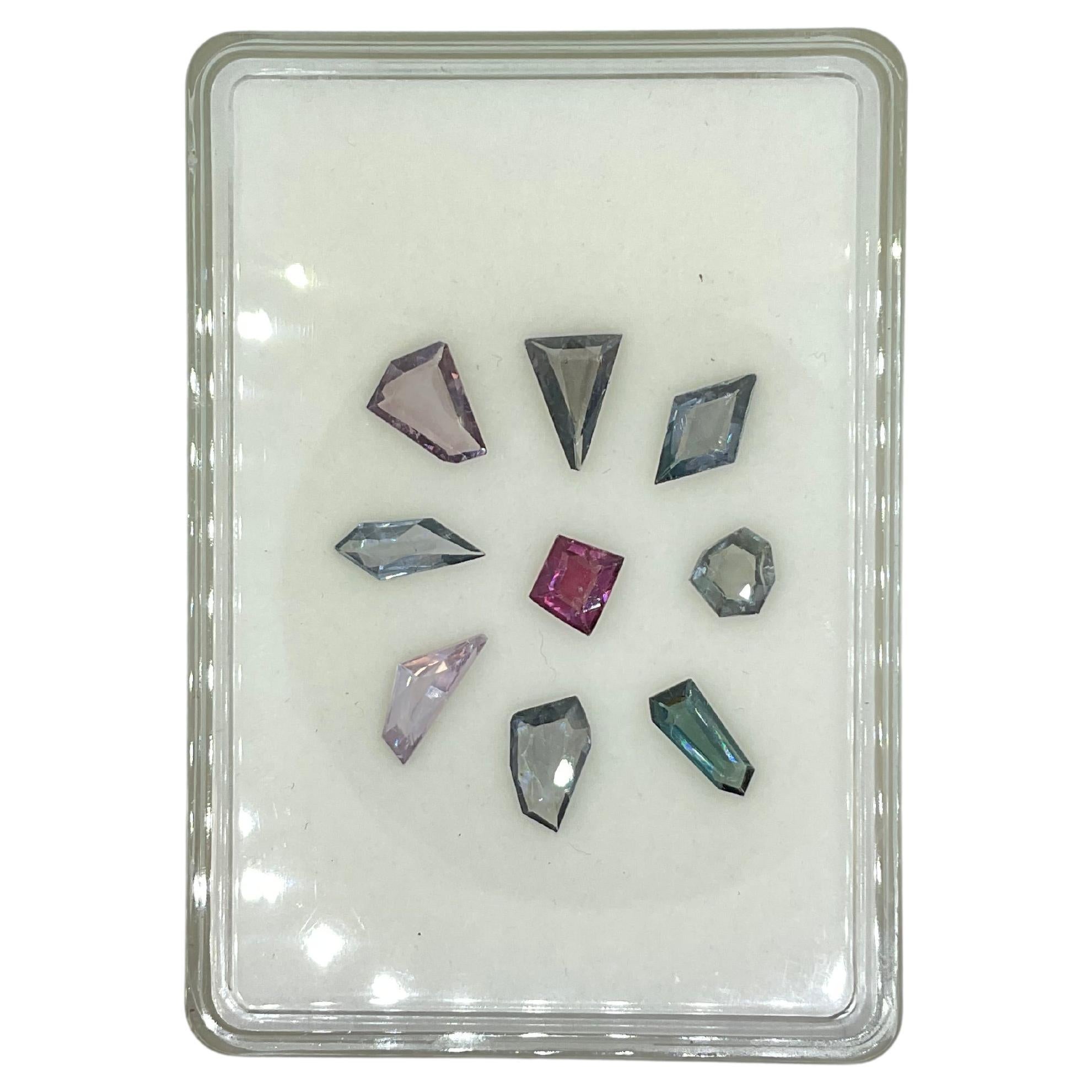 12.20 Carats Grey & Pink Spinel Fancy Cut Stone Natural Gem For earrings For Sale