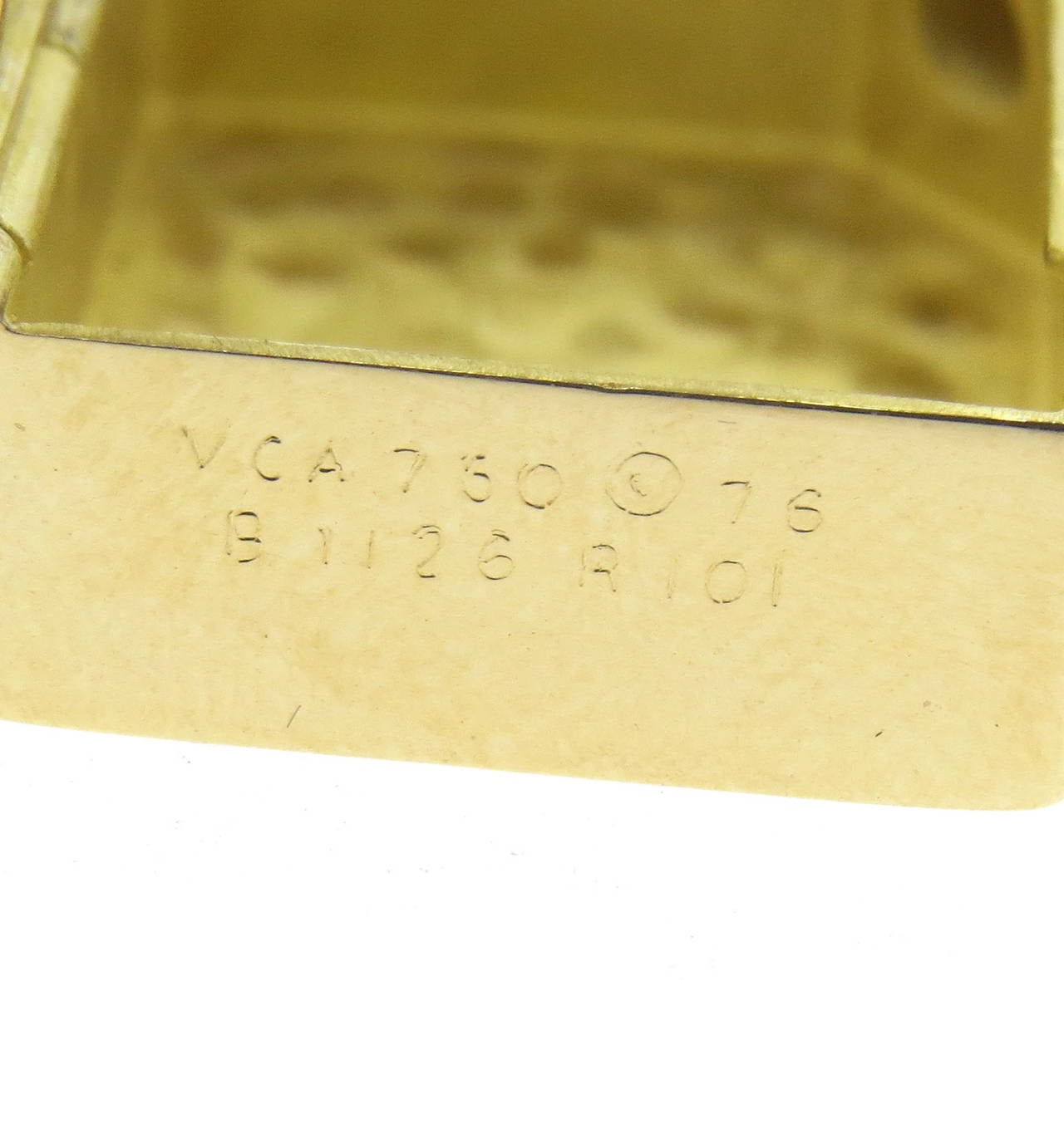 1970s Van Cleef & Arpels Gold Locket Pendant Necklace 1