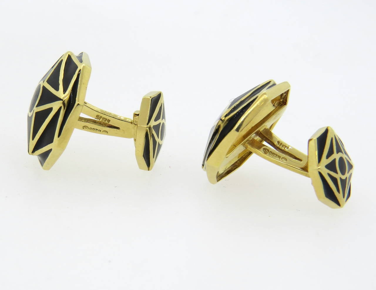 David Webb Black Enamel Gold Cufflinks In Excellent Condition In Lambertville, NJ