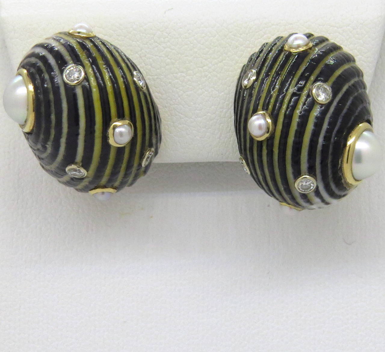 Century Shell Pearl Diamond Gold Earrings