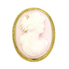 Antique Victorian Carved Coral Gold Cameo Brooch Pendant
