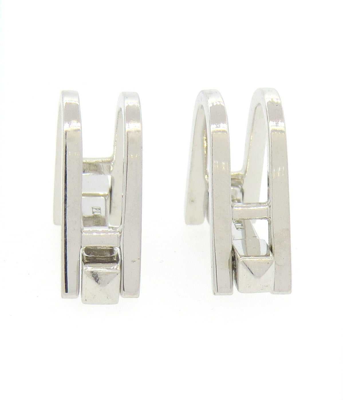 Classic English Gold Stirrup Cufflinks