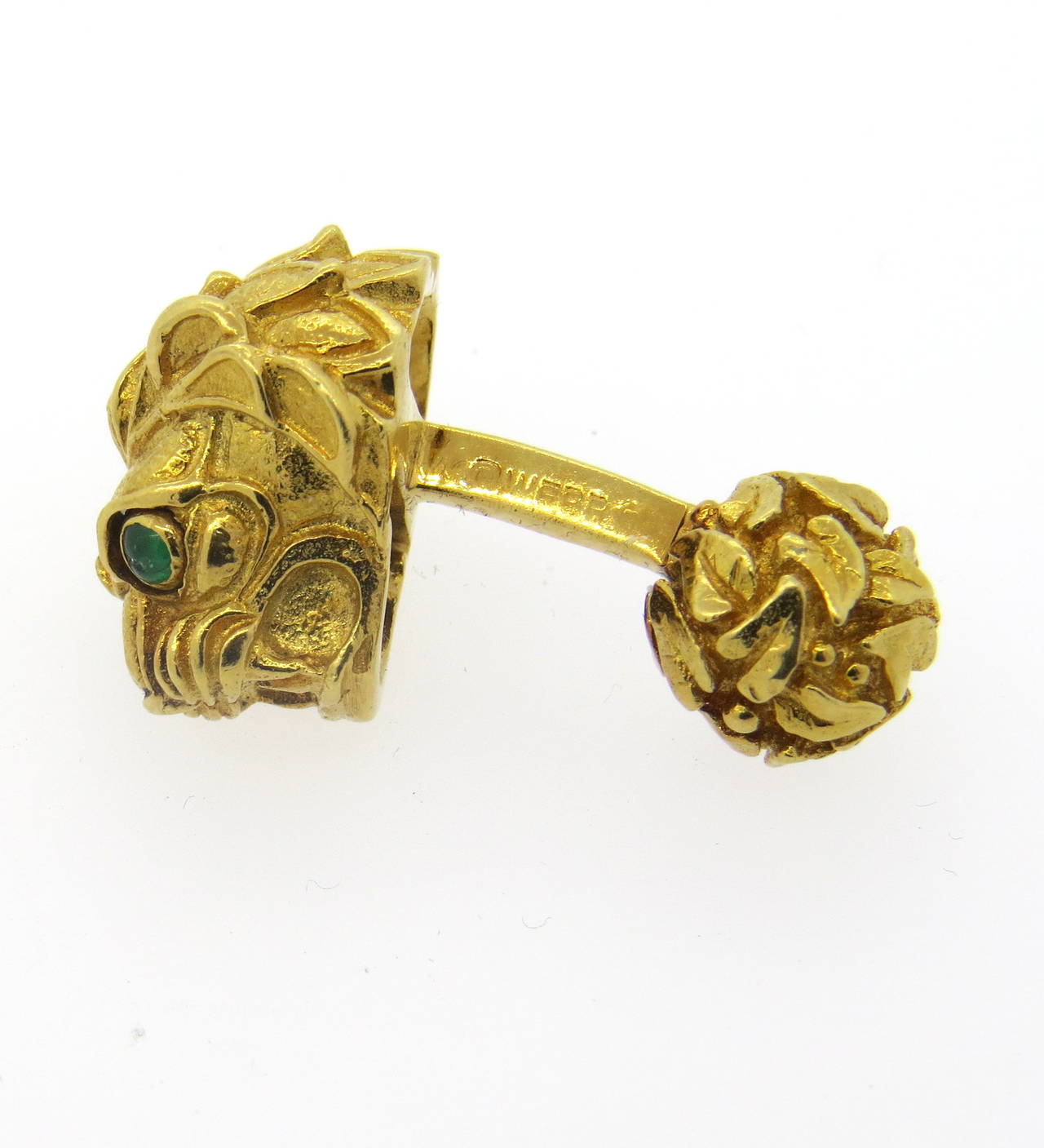 David Webb Cabochon Emerald Gold Lion Cufflinks 4