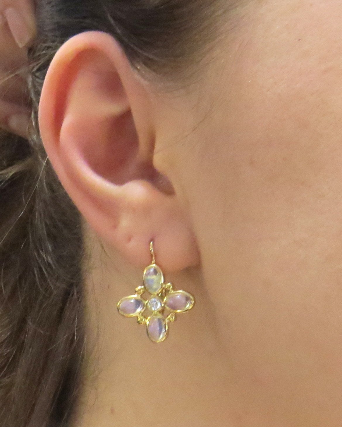 Women's Temple St. Clair Classic Quadrifoglio Gold Moonstone Diamond Earrings