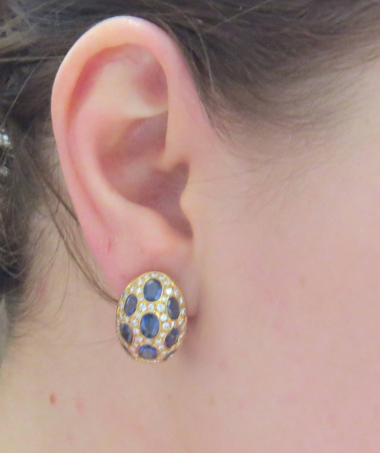 Fine French Sapphire Diamond Earrings In Excellent Condition In Lambertville, NJ