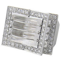Impressive Carved Crystal Diamond Gold Cocktail Ring
