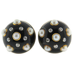 Trianon Onyx Pearl Diamond Gold Earrings 6