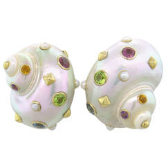 Trianon Shell Pearl Multicolor Gemstone Gold Earrings