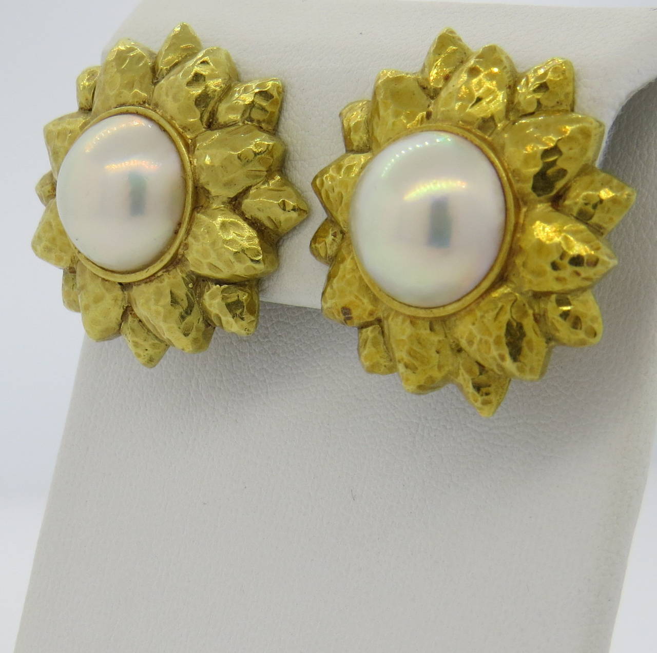 Women's Large Classic Hammered Pearl Gold Sunflower Earrings