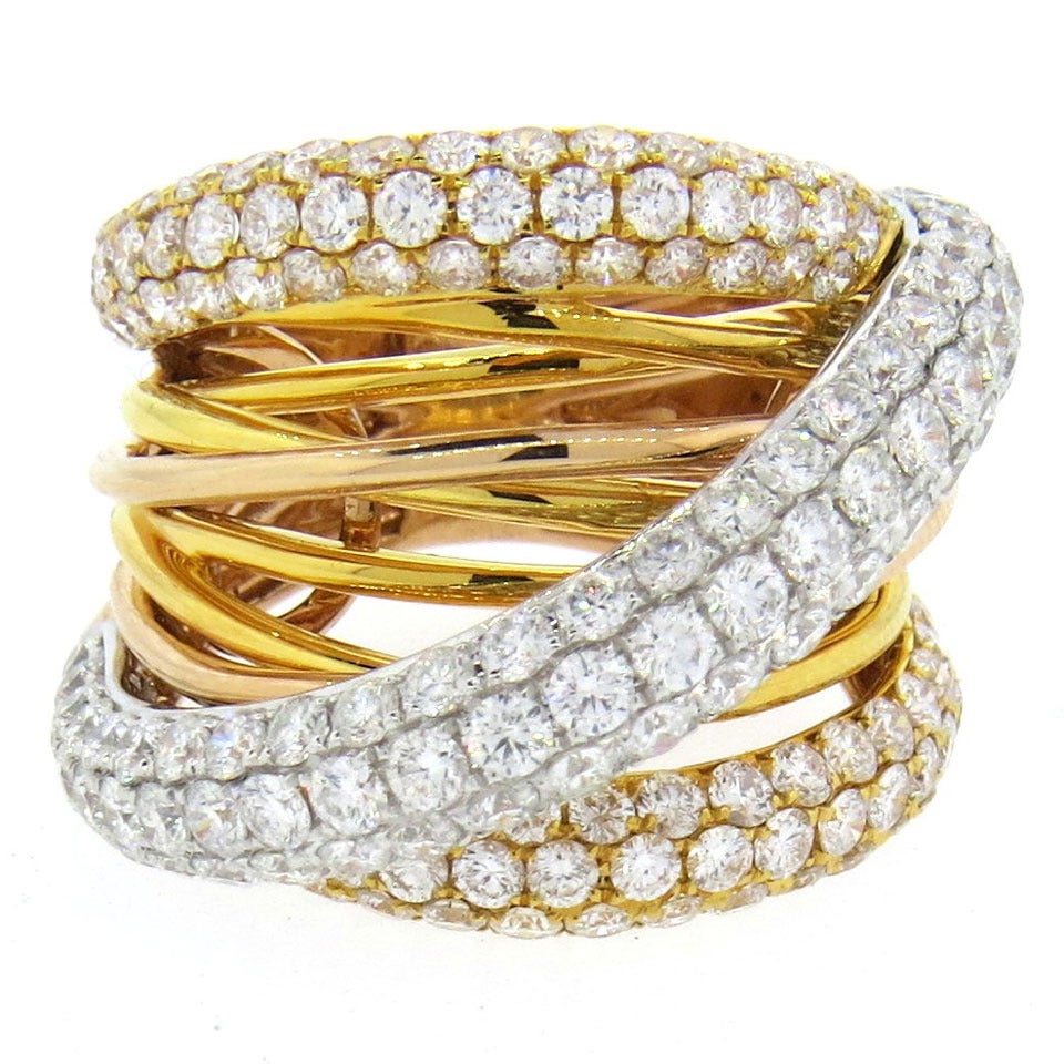 Modern Diamond Gold Ring