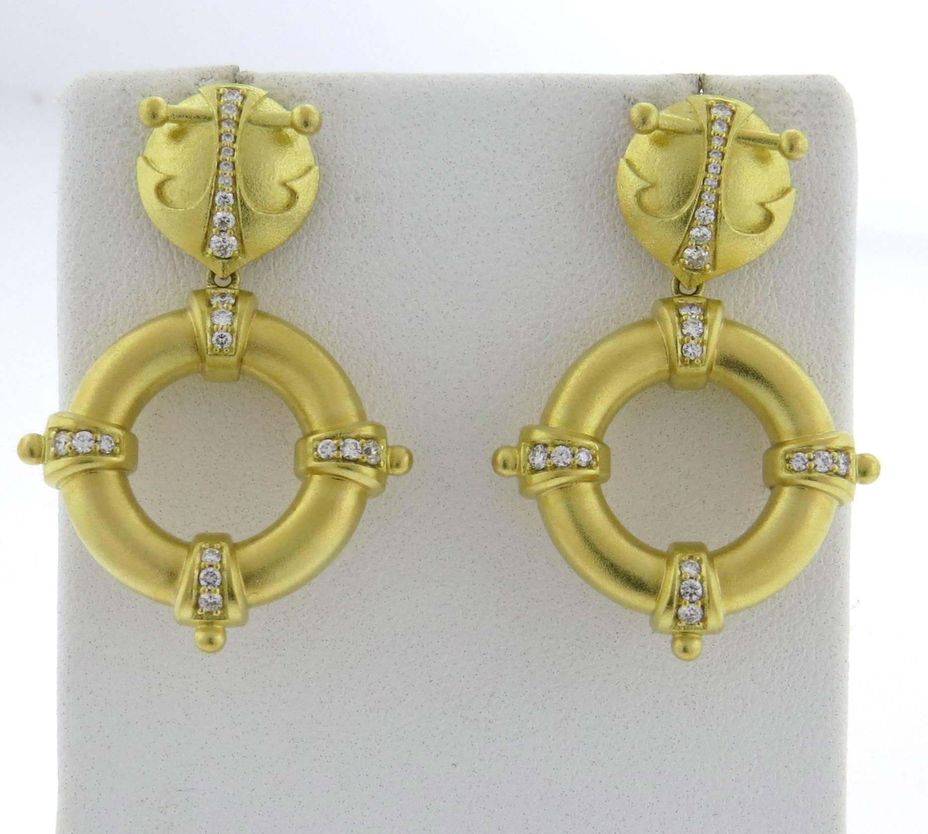 A pair of 18k yellow gold drop earrings, crafted by Paul Morelli, featuring approx. 0.70ctw in diamonds. Earrings: 28.6mm X 41.3mm. Marked: Morelli, 750. Weight - 22.3 grams
Retail $6200