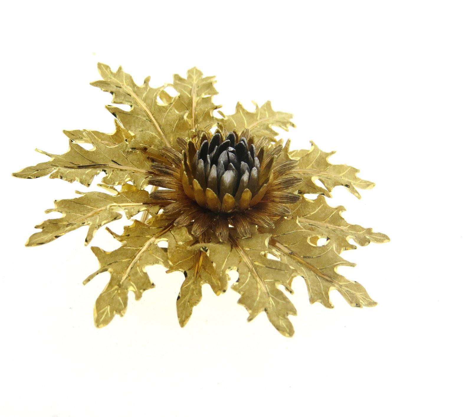Large 18k gold brooch, crafted by Buccellati, featuring thistle flower motif design.  Brooch measures 55mm x 60mm. Marked: Buccellati Italy 18k . Weight of the piece - 24.4 grams 