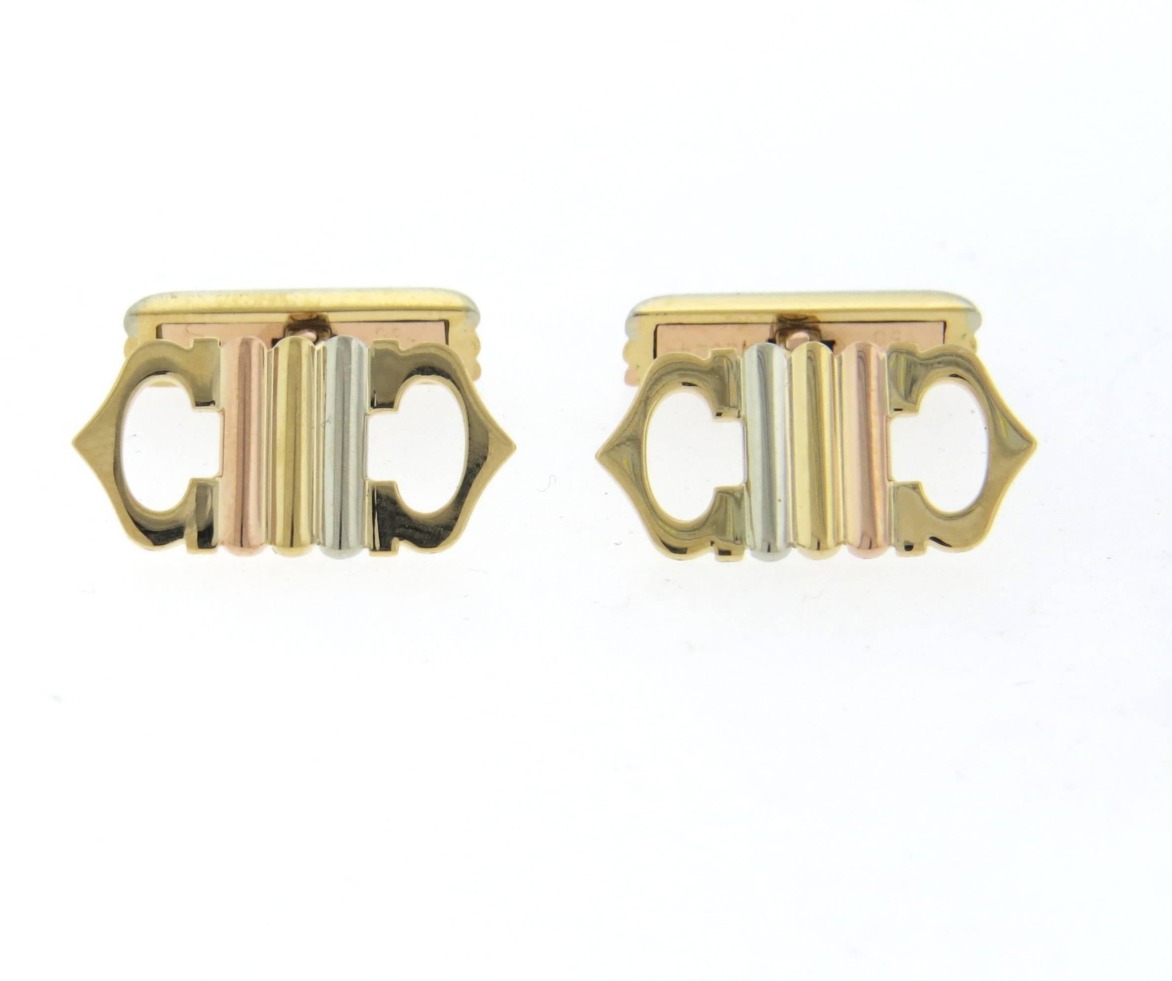 Cartier Trinity Tricolor Gold Cufflinks In Excellent Condition For Sale In Lambertville, NJ
