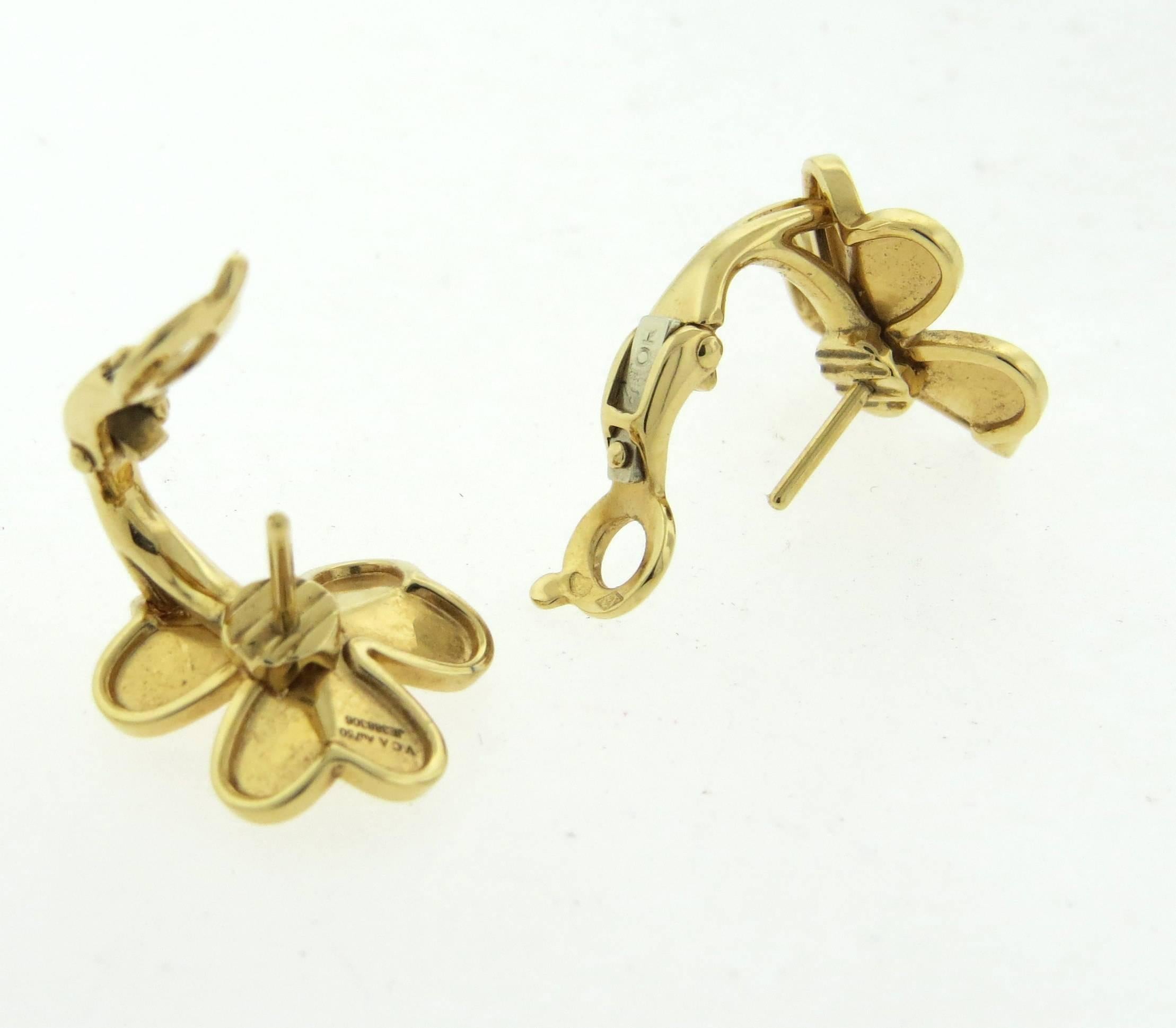 van cleef gold flower earrings