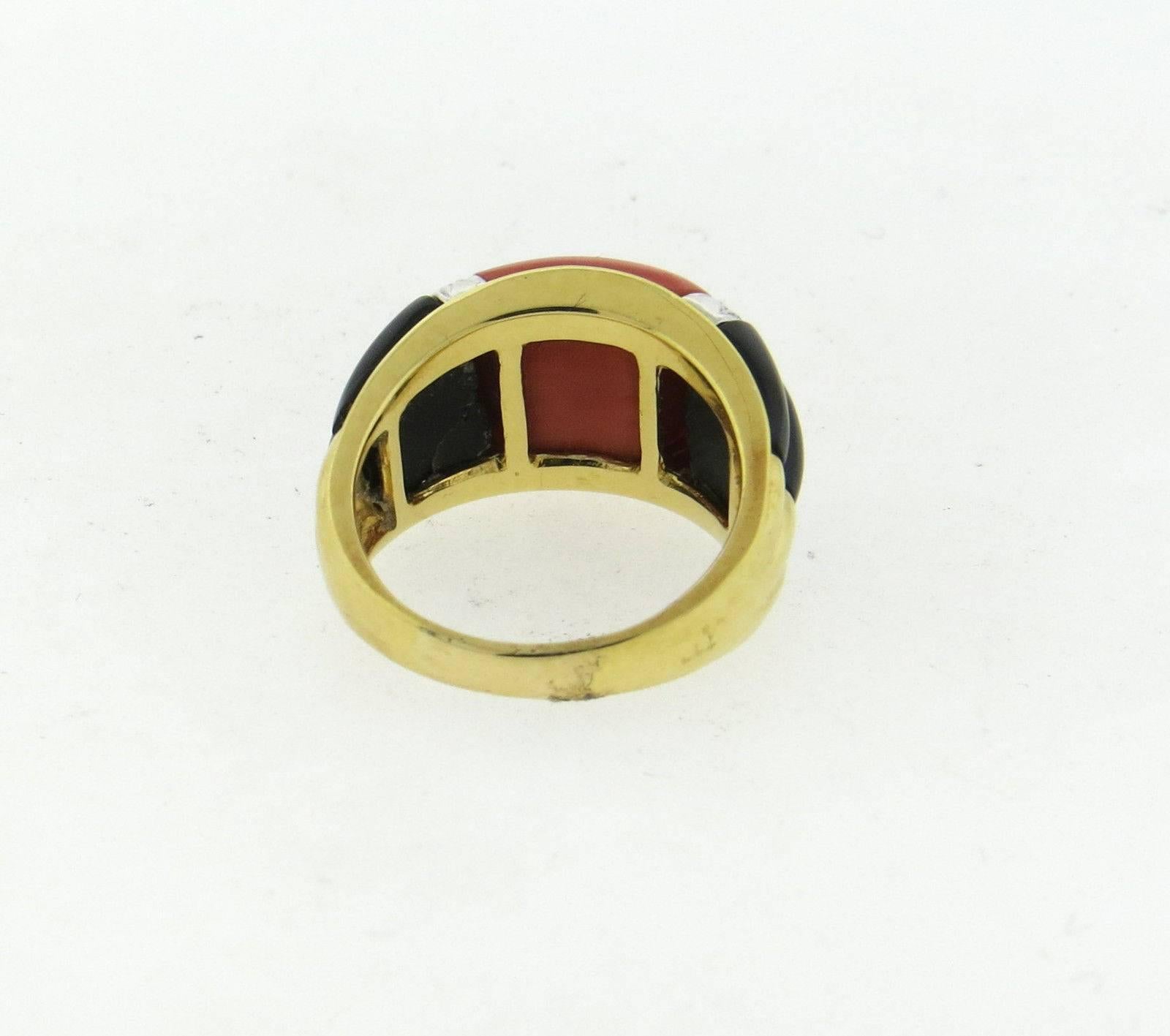 Fine Carved Coral Onyx Diamond Gold Ring In Excellent Condition In Lambertville, NJ