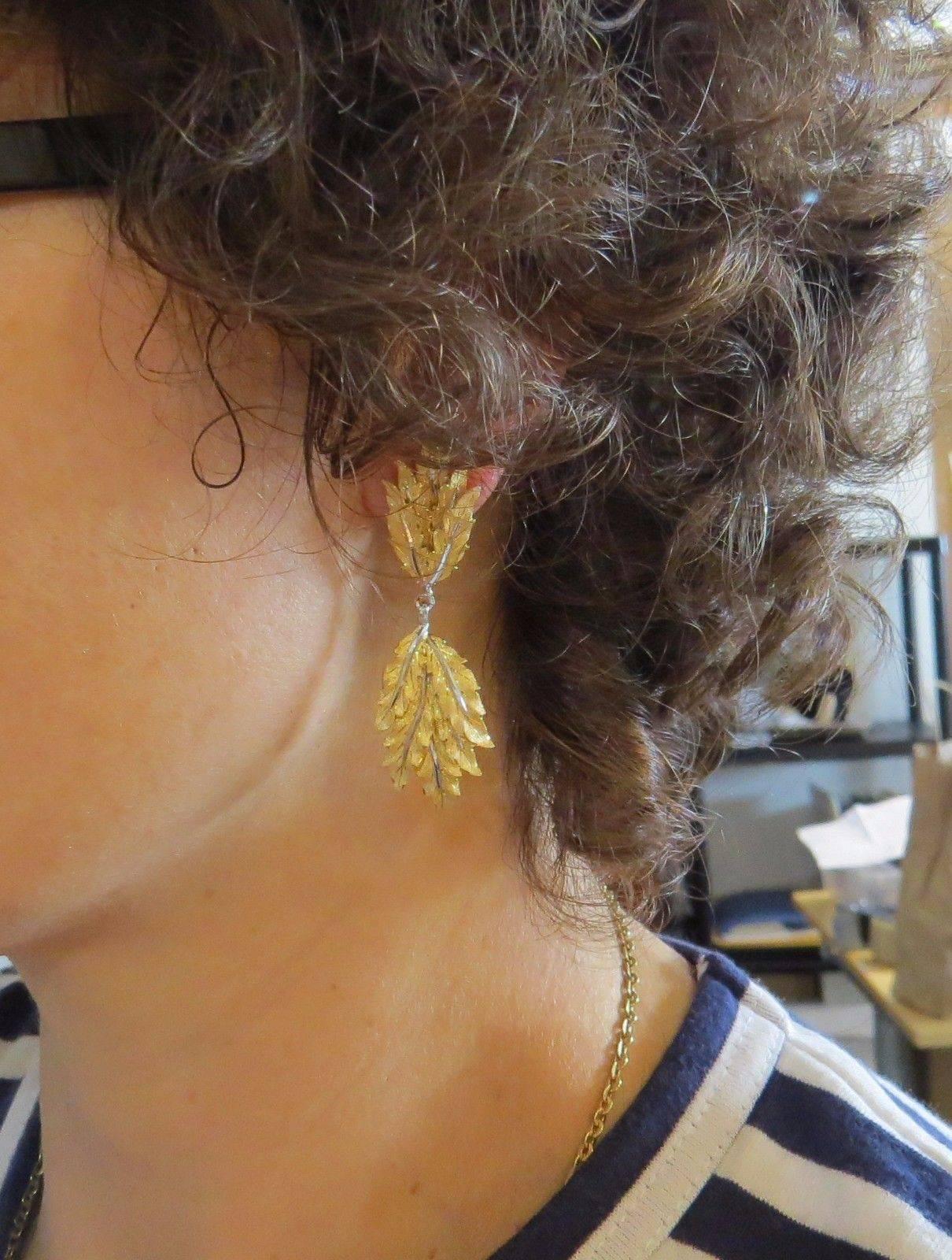 Women's Buccellati Gold Leaf Motif Long Drop Earrings