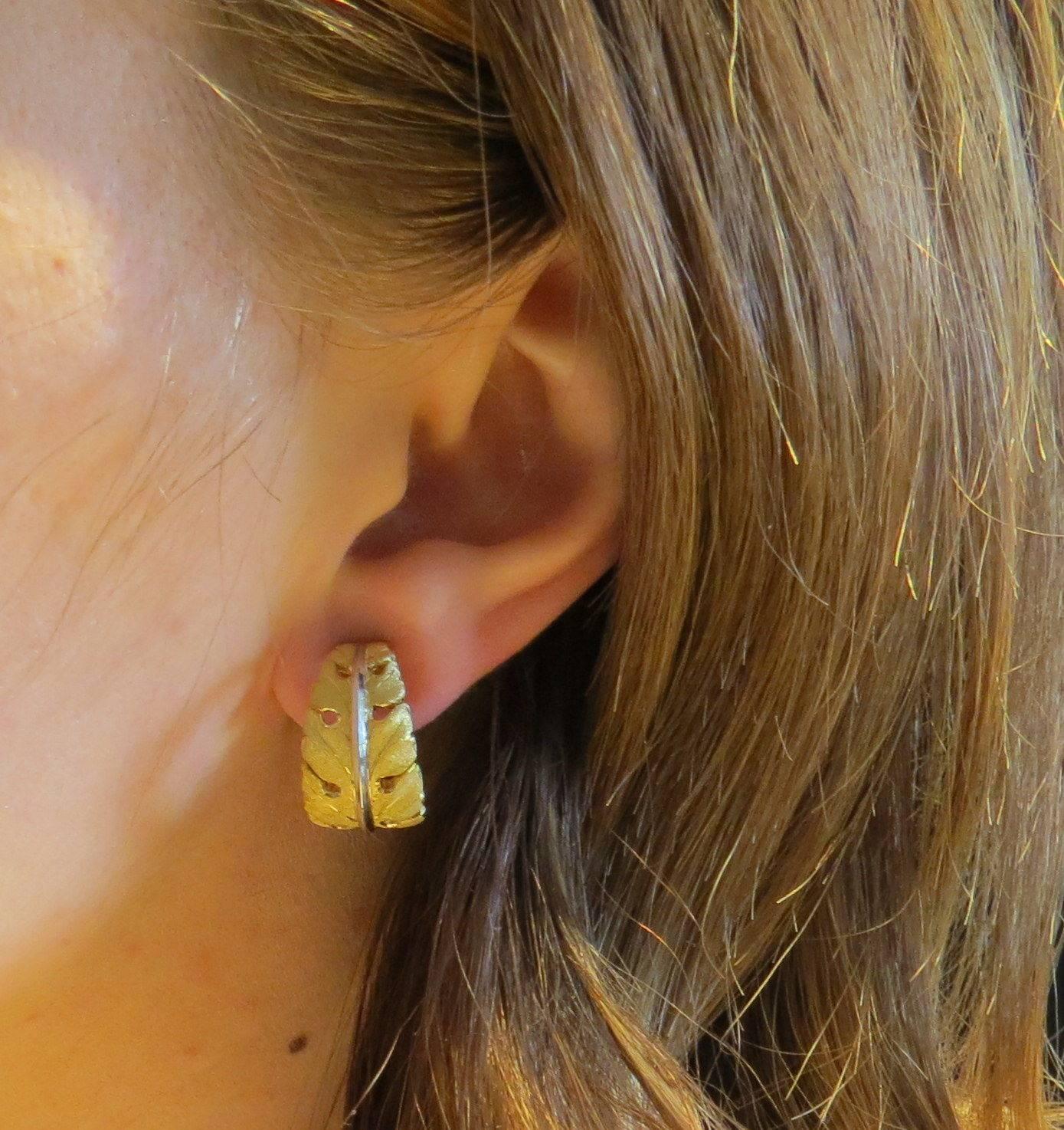 Women's Buccellati Gold Leaf Hoop Earrings