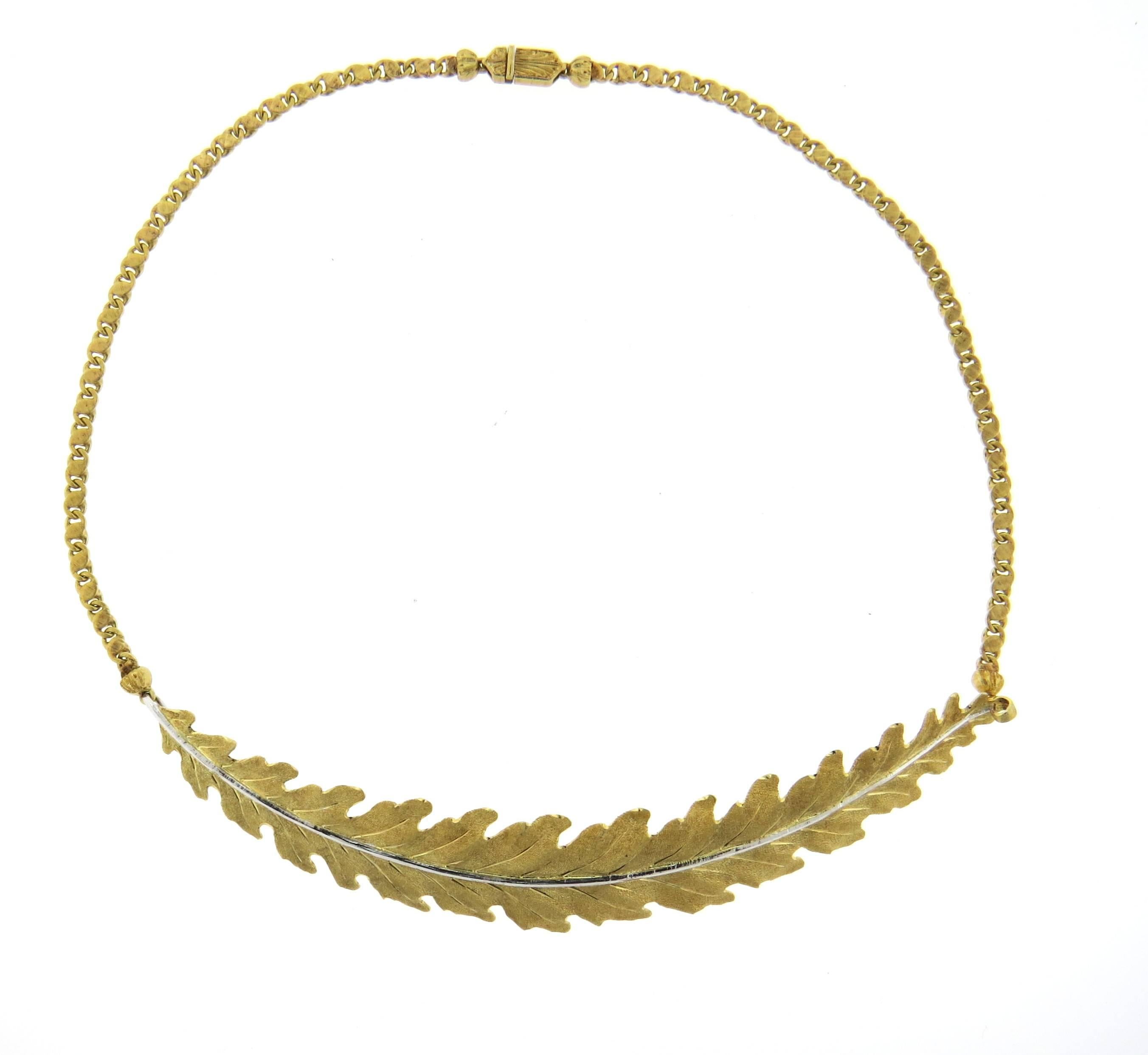 Women's Buccellati Gold Leaf Motif Necklace