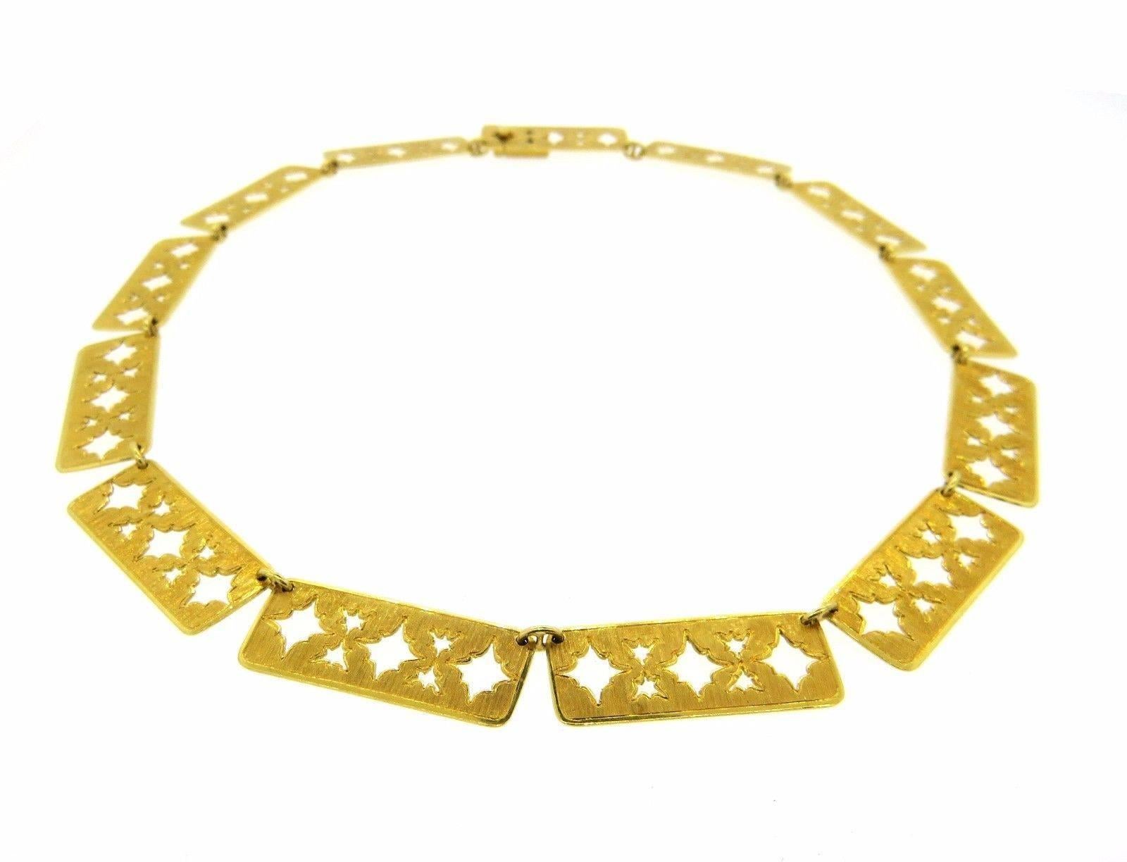 An 18k yellow gold necklace by Gianmaria Buccellati.  The necklace measures 16