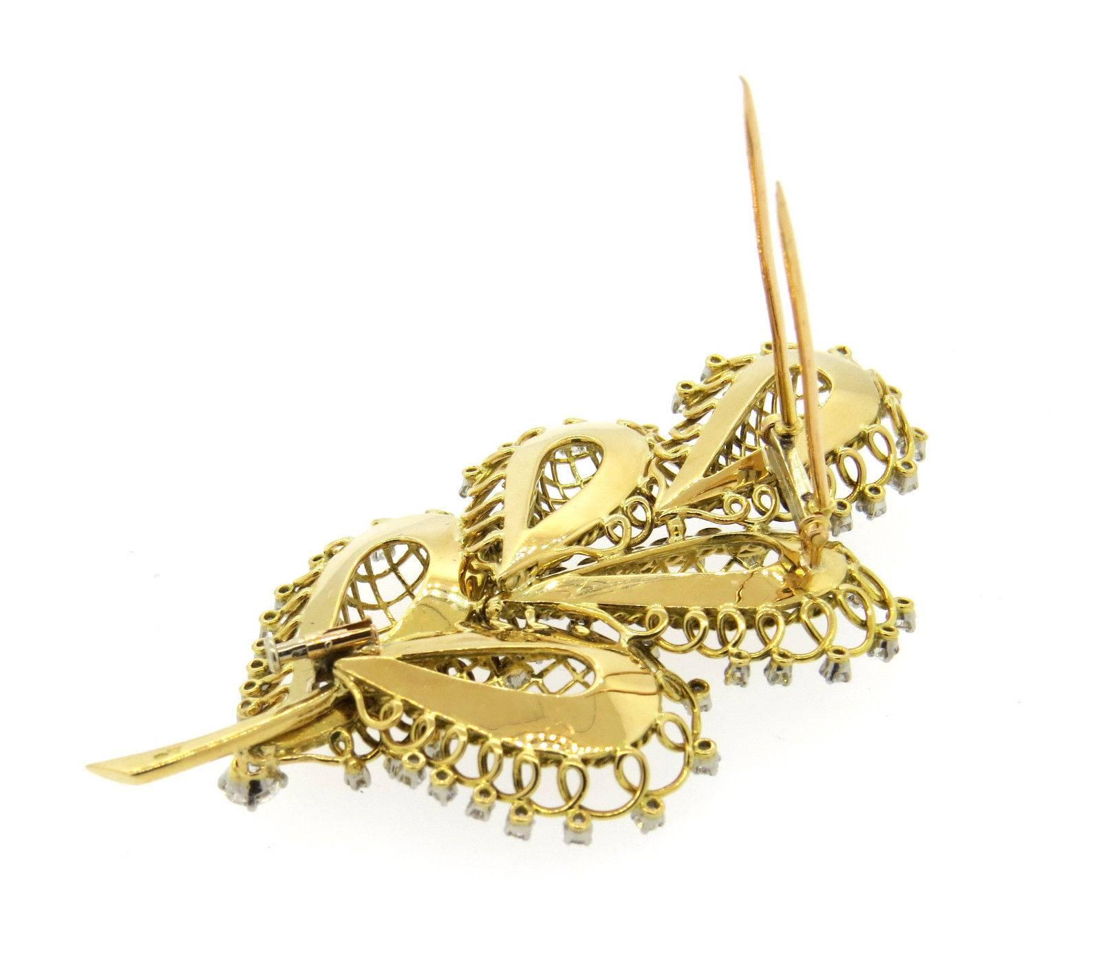 Boucheron Paris Retro Large Diamond Gold Brooch Pin In Excellent Condition In Lambertville, NJ