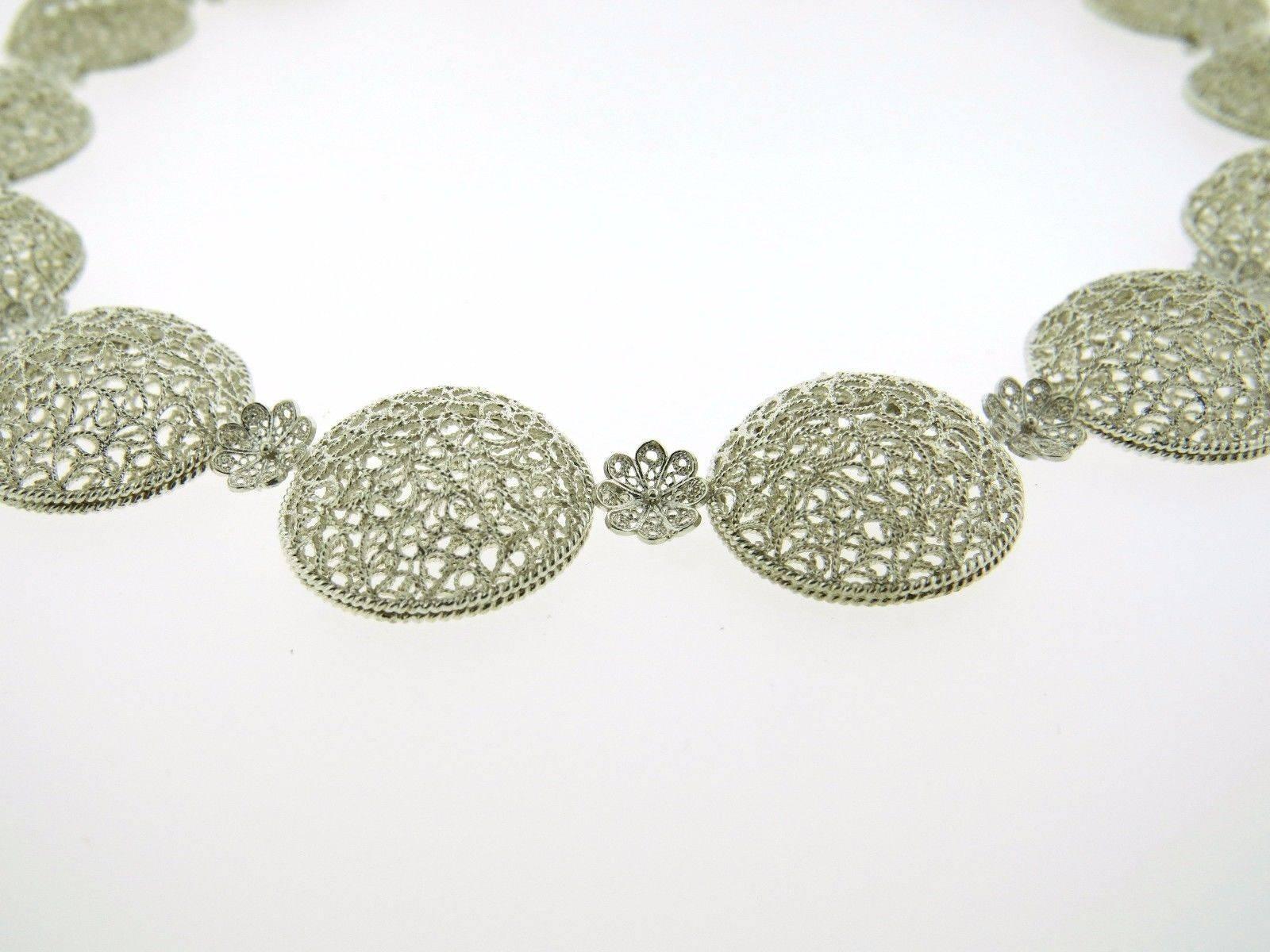 Buccellati Filidoro Silver Openwork Floral Circle Station Necklace In Excellent Condition In Lambertville, NJ