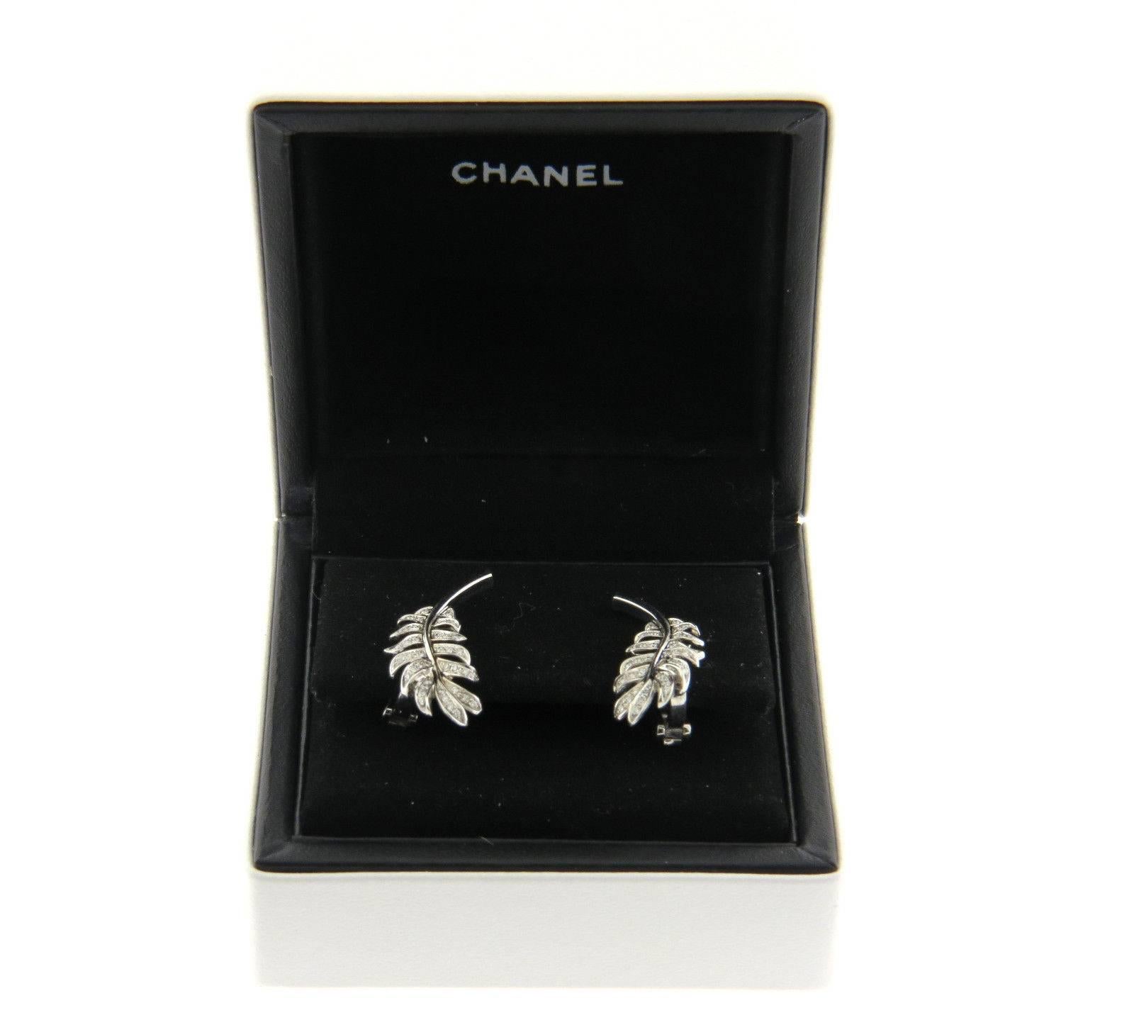 chanel plume earrings