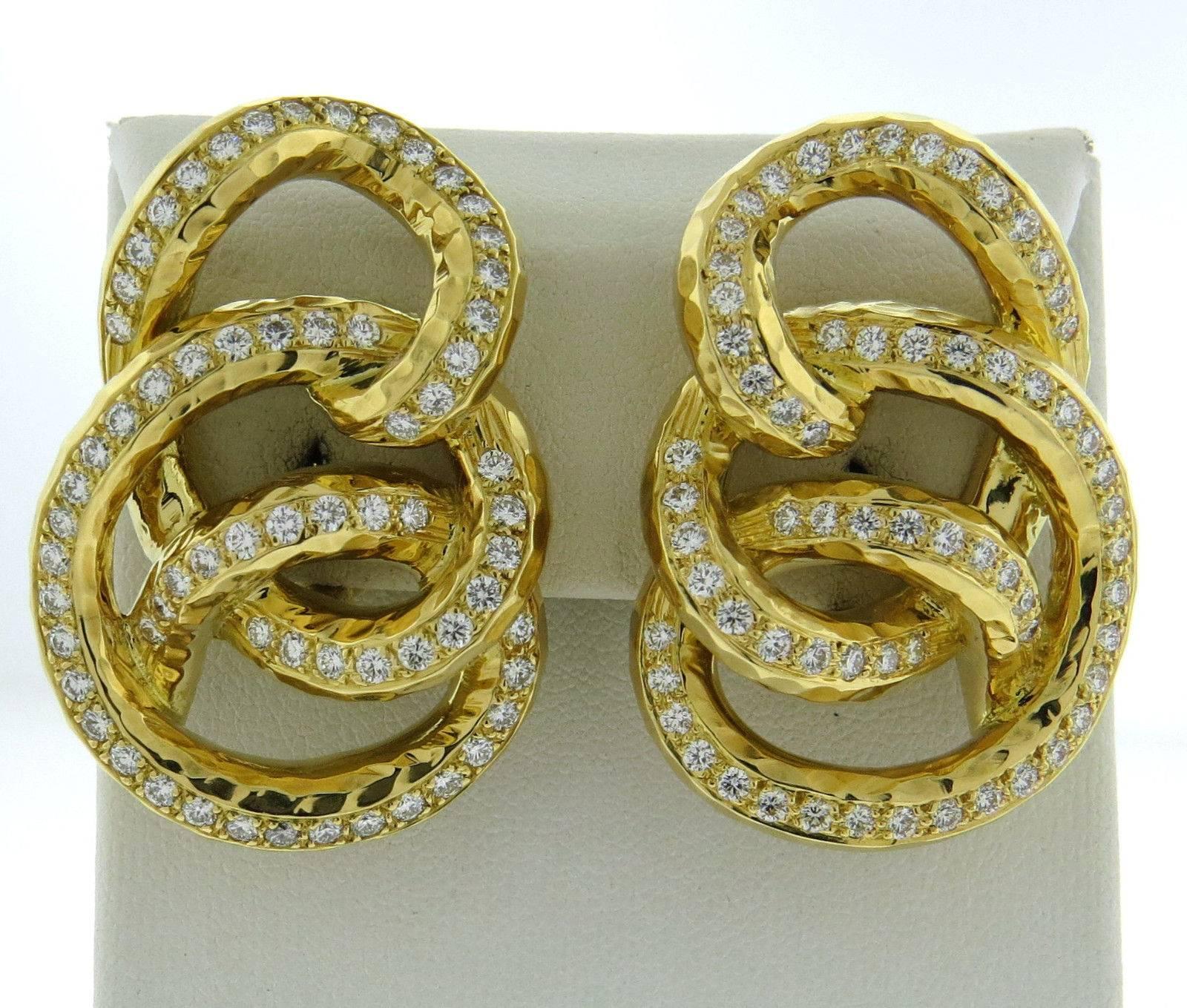 Women's Important Valentin Magro Diamond Gold Bracelet Earrings Set