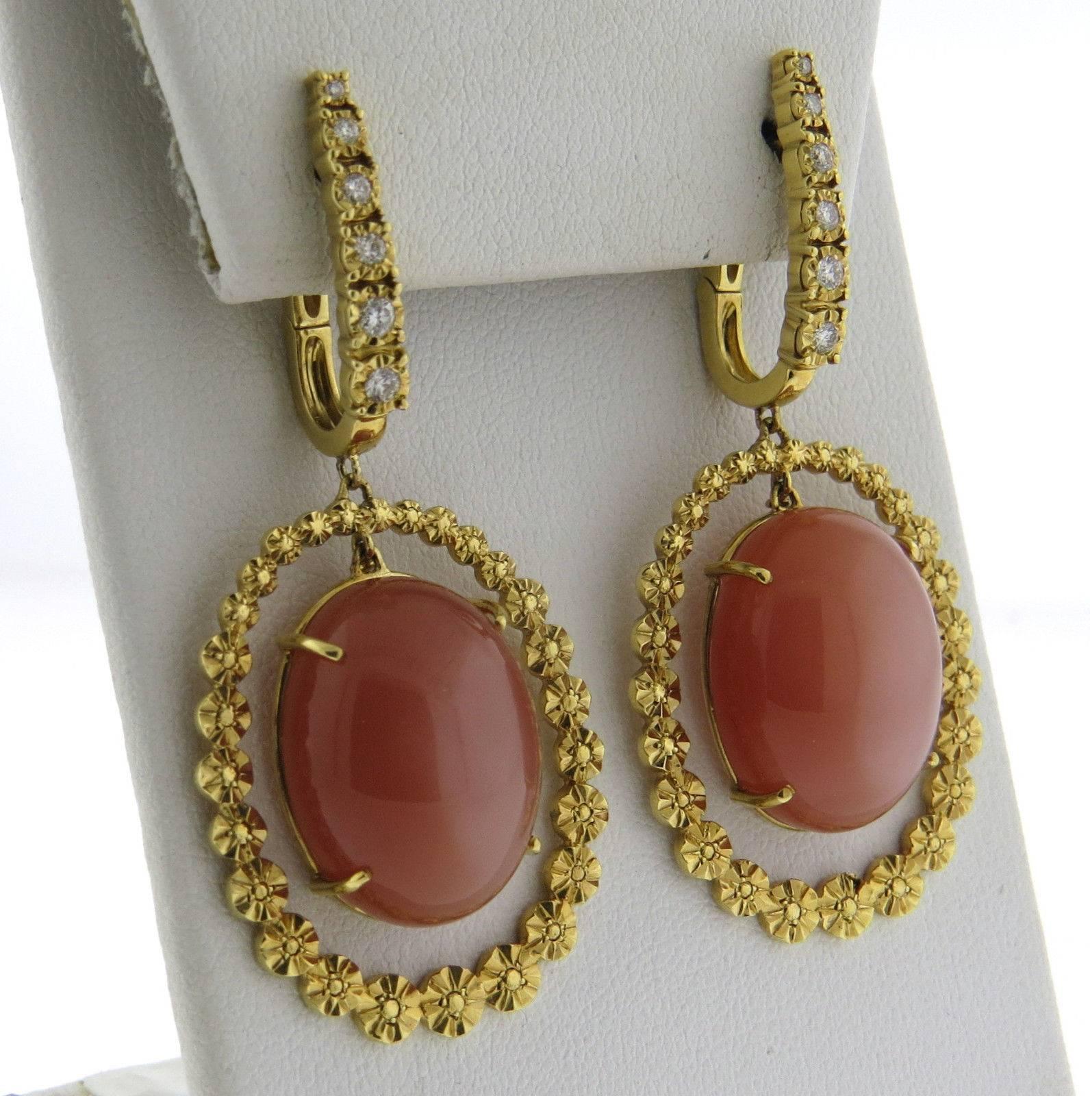 Beautiful Peach Moonstone Cabochon Diamond Gold Drop Earrings In Excellent Condition In Lambertville, NJ