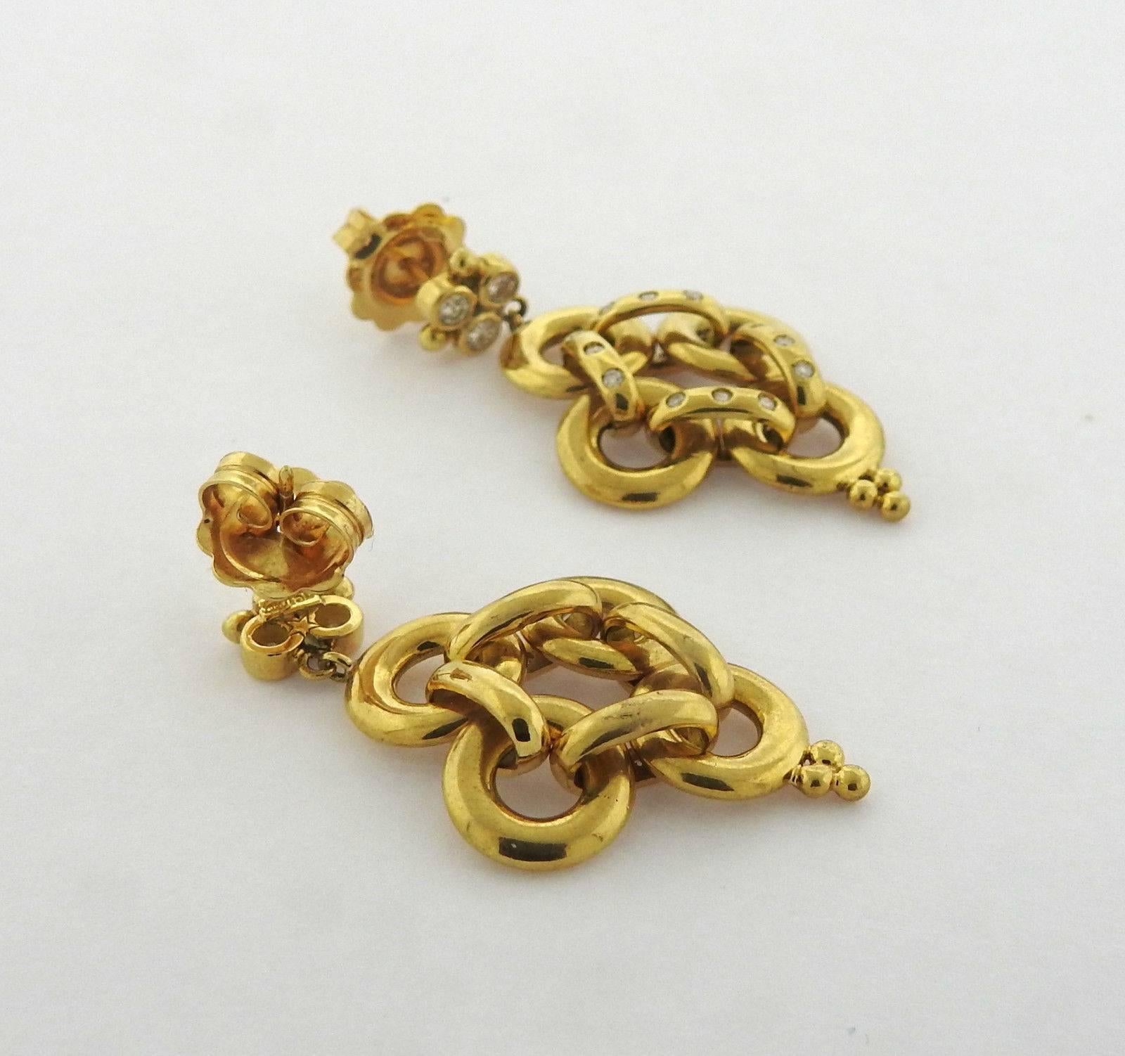 Temple St. Clair Diamond Gold Jeanne d'Arc Link Drop Earrings In Excellent Condition In Lambertville, NJ