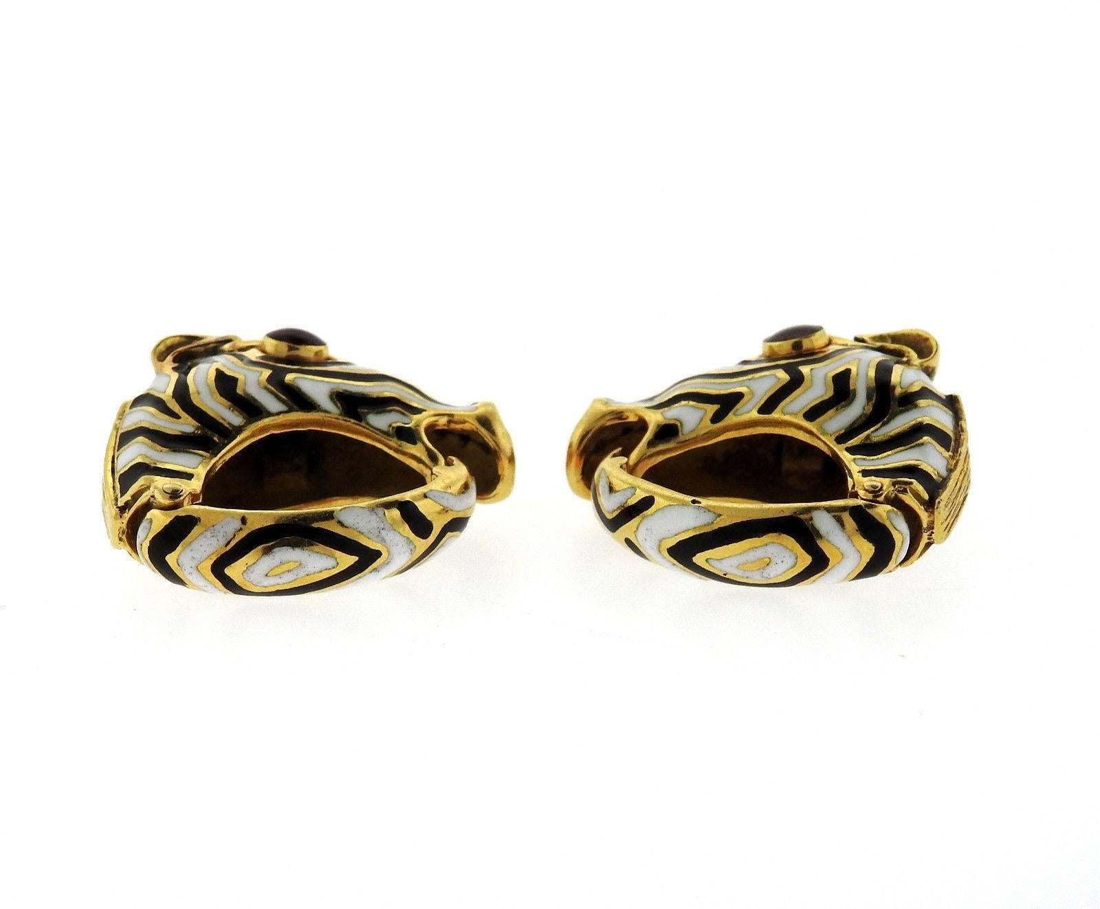 Men's Impressive David Webb Enamel Ruby Gold Zebra Cufflinks