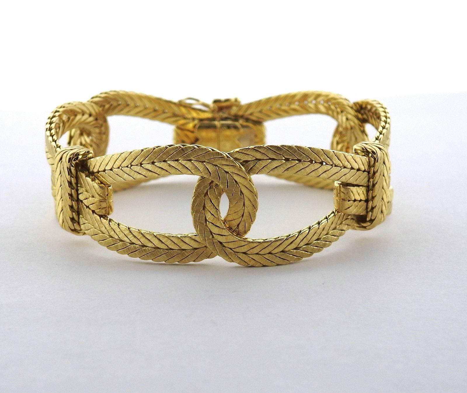 An 18k yellow gold link bracelet by Buccellati.  The bracelet is 7 5/16