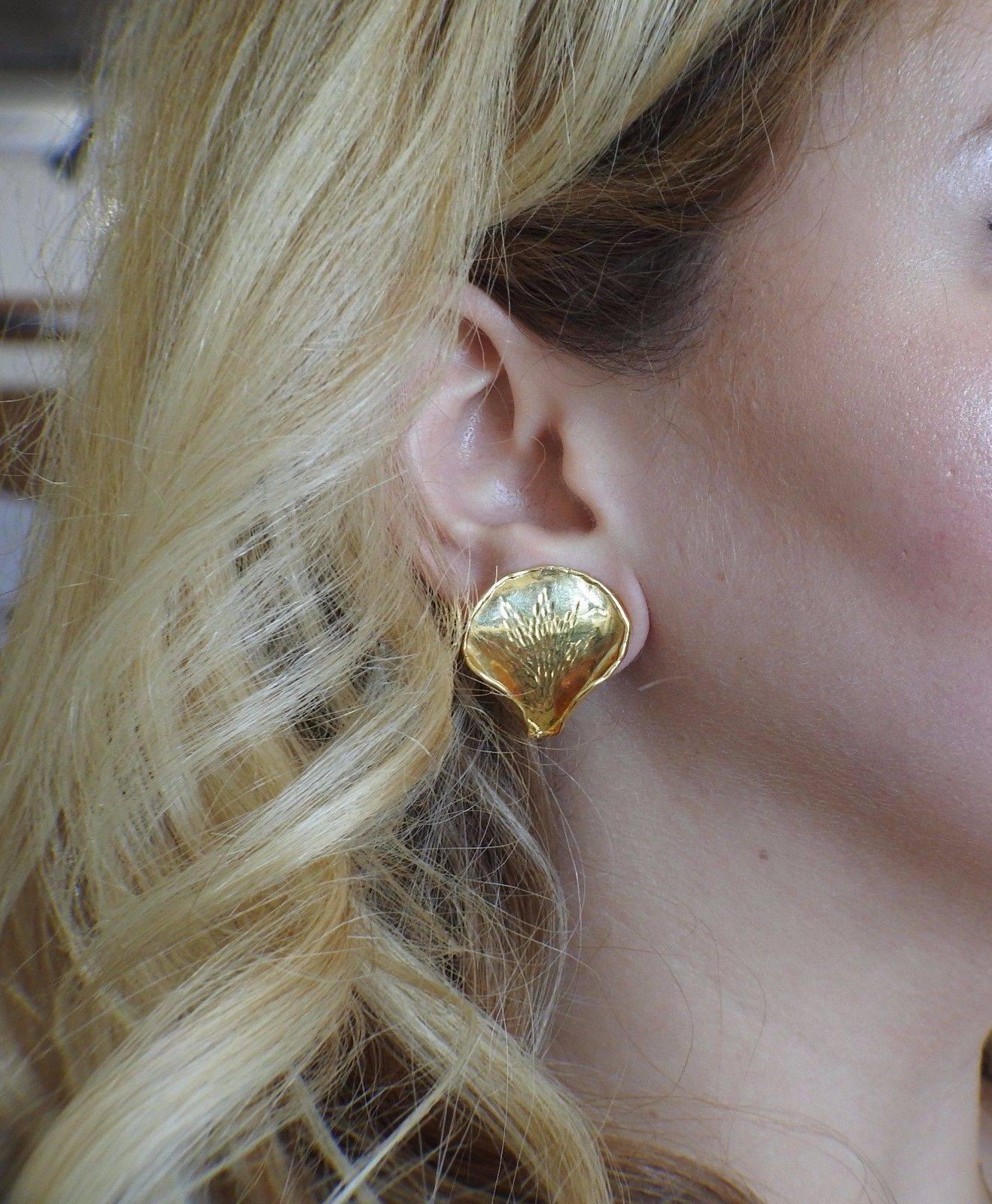 Women's 1970s Tiffany & Co. Gold Rose Petal Earrings