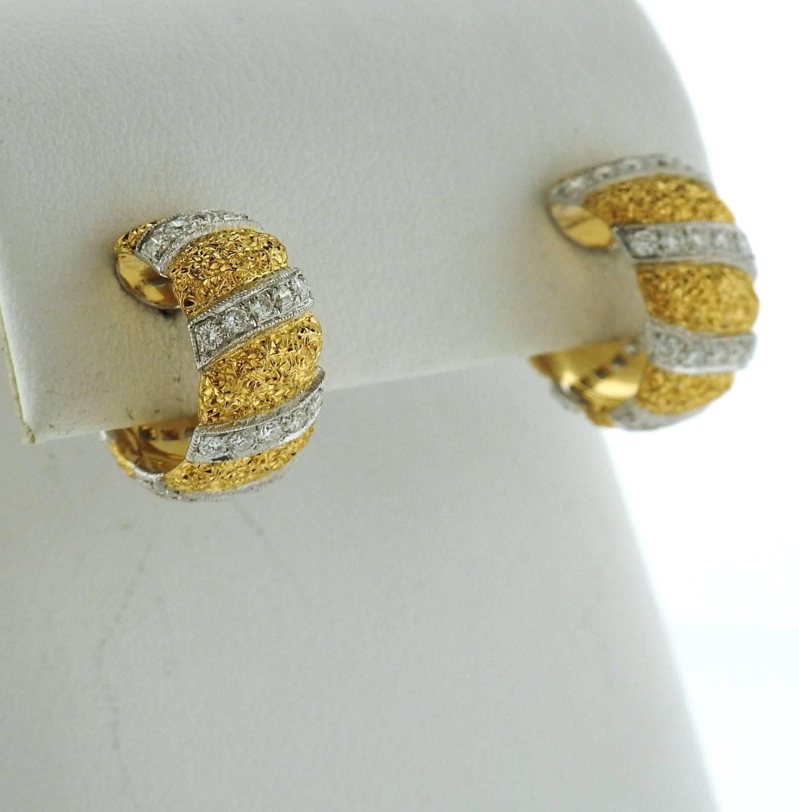 Buccellati Gold Diamond Hoop Earrings In Excellent Condition For Sale In Lambertville, NJ