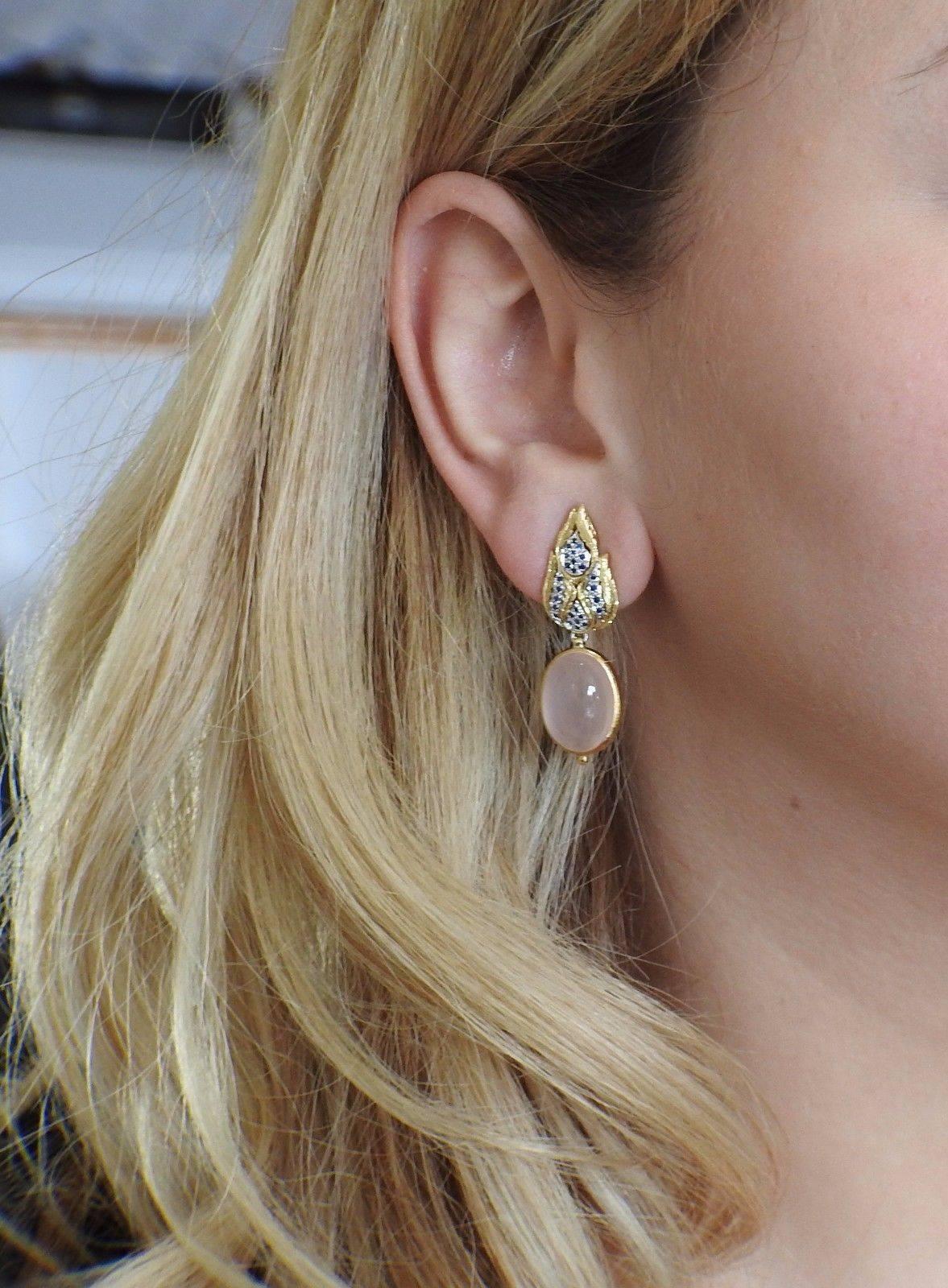 Buccellati Rose Quartz Sapphire Drop Two Color Gold Earrings In Excellent Condition For Sale In Lambertville, NJ