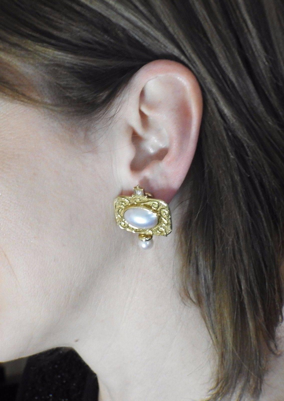 Elizabeth Gage Pearl Diamond Gold Earrings In Excellent Condition In Lambertville, NJ