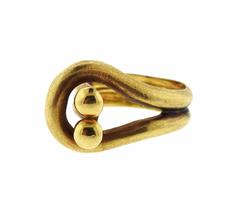Zolotas Gold Hook and Eye Ring