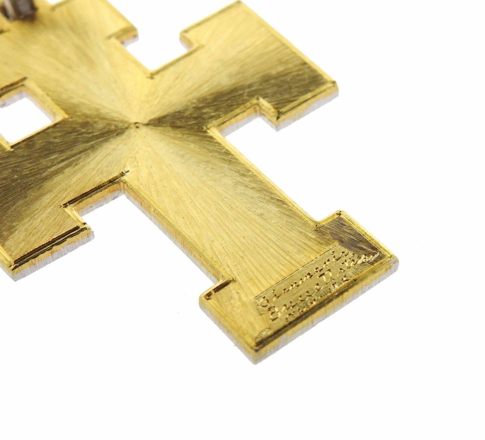 Buccellati Gold Large Cross Pendant In Excellent Condition In Lambertville, NJ