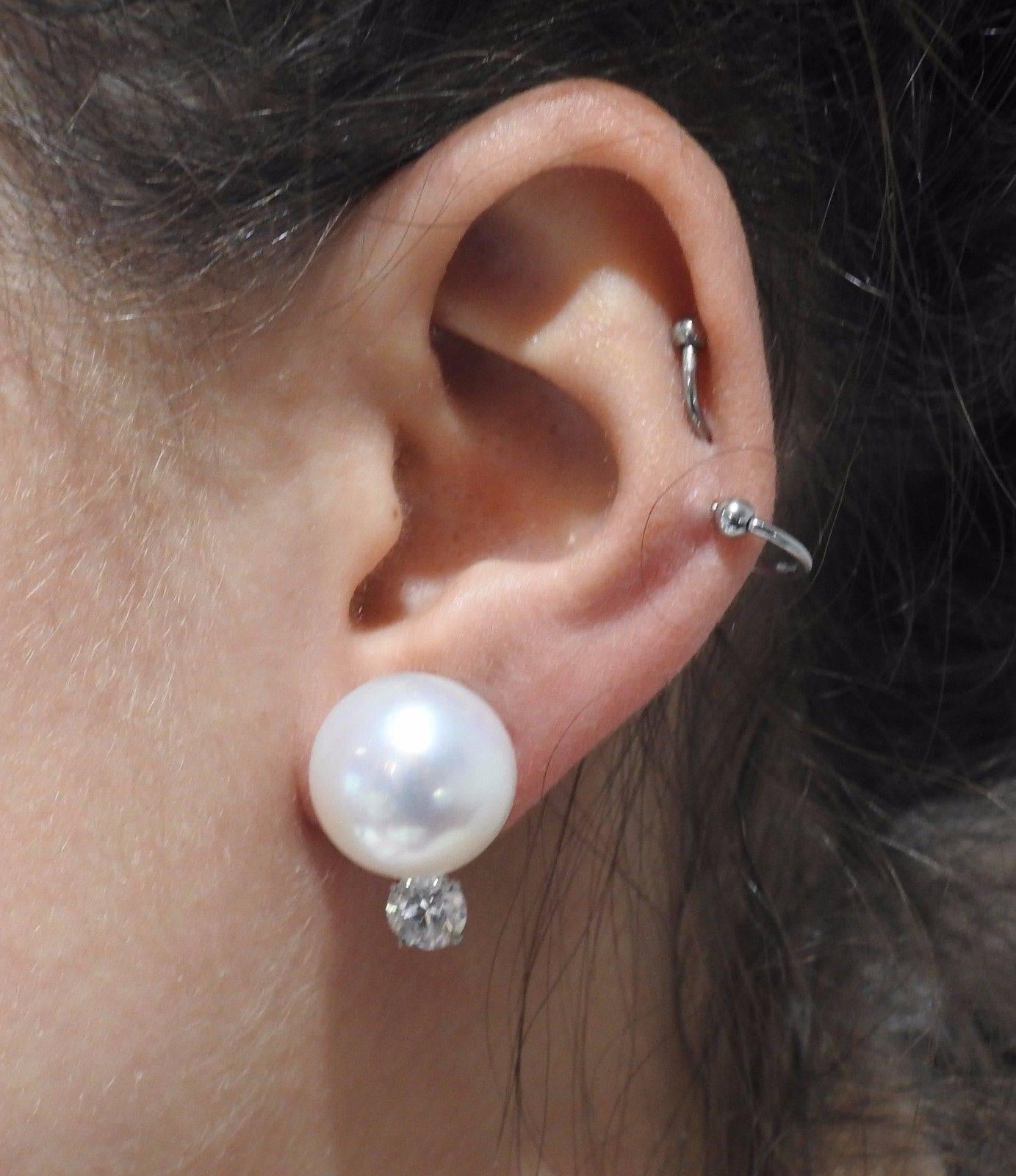 Classic South Sea Pearl Diamond Gold Earrings In Excellent Condition In Lambertville, NJ