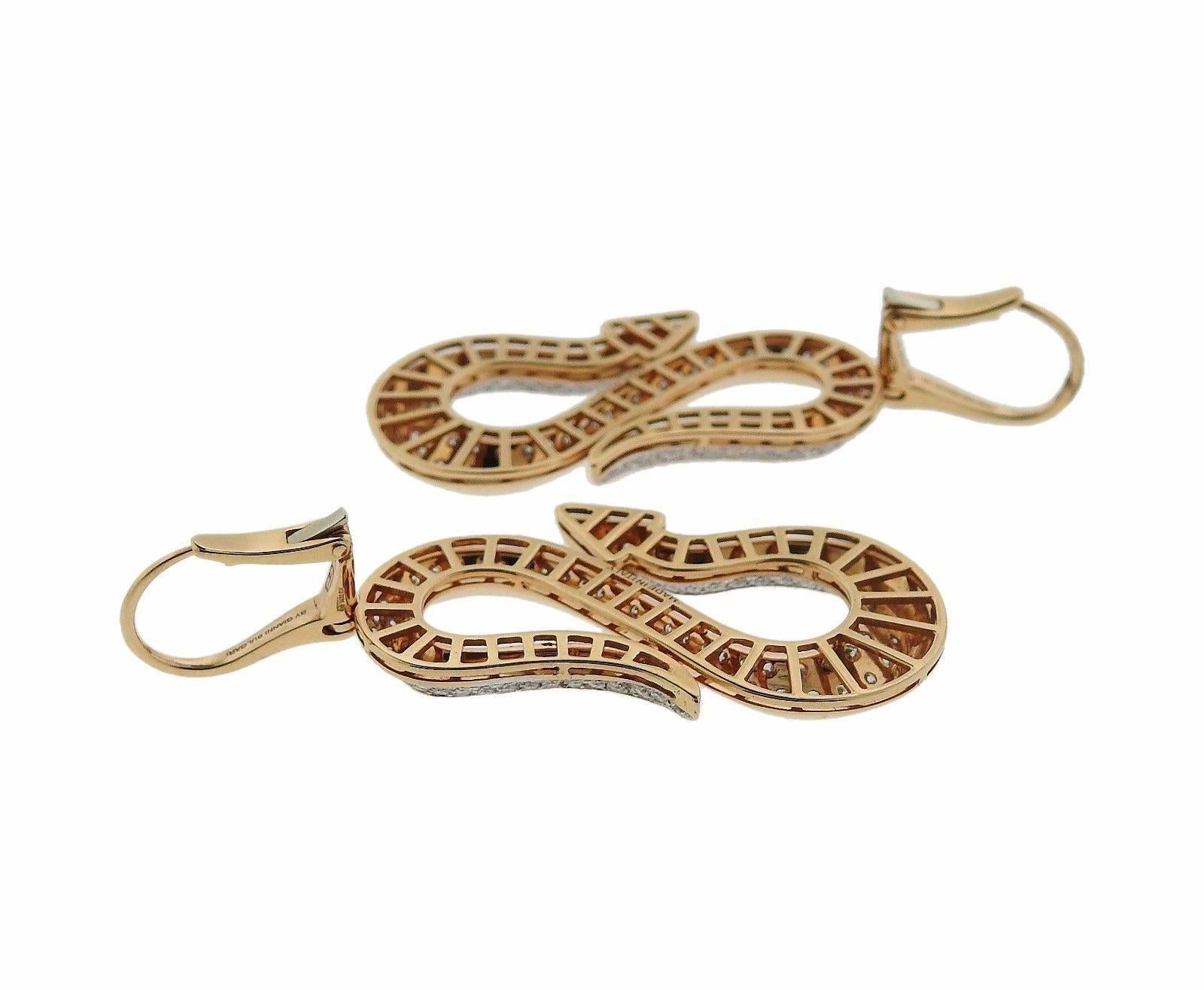 G. Bulgari Enigma Diamond Gold Snake Arrow Earrings In New Condition In Lambertville, NJ