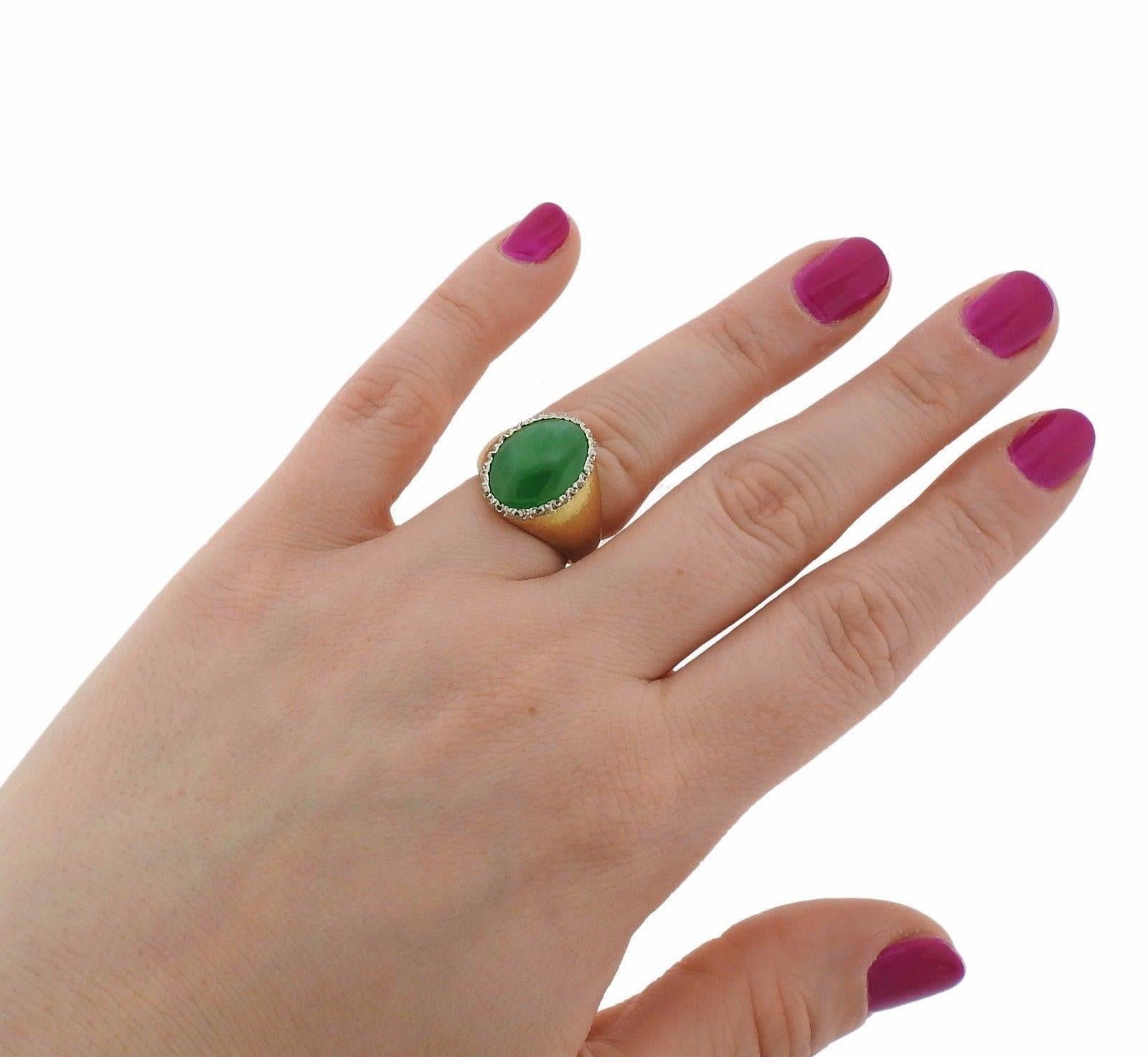 Buccellati Cabochon Jade Gold Ring In Excellent Condition In Lambertville, NJ