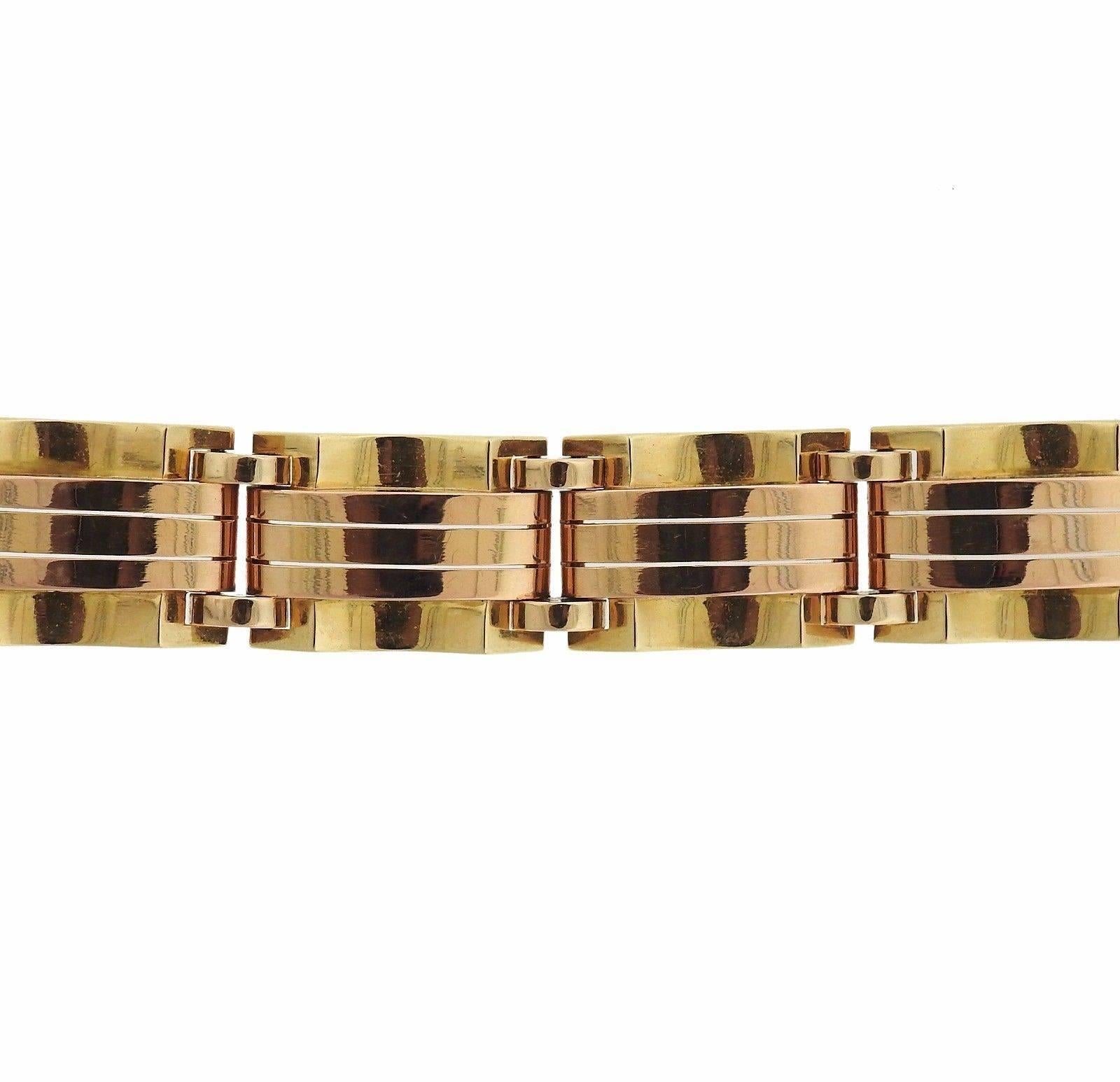 Iconic Retro Continental Gold Bracelet In Excellent Condition In Lambertville, NJ