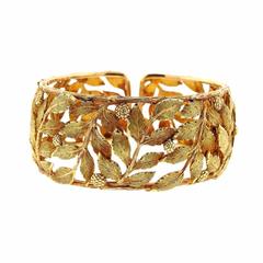 Mario Buccellati Classic Leaves Gold Cuff Bracelet 8