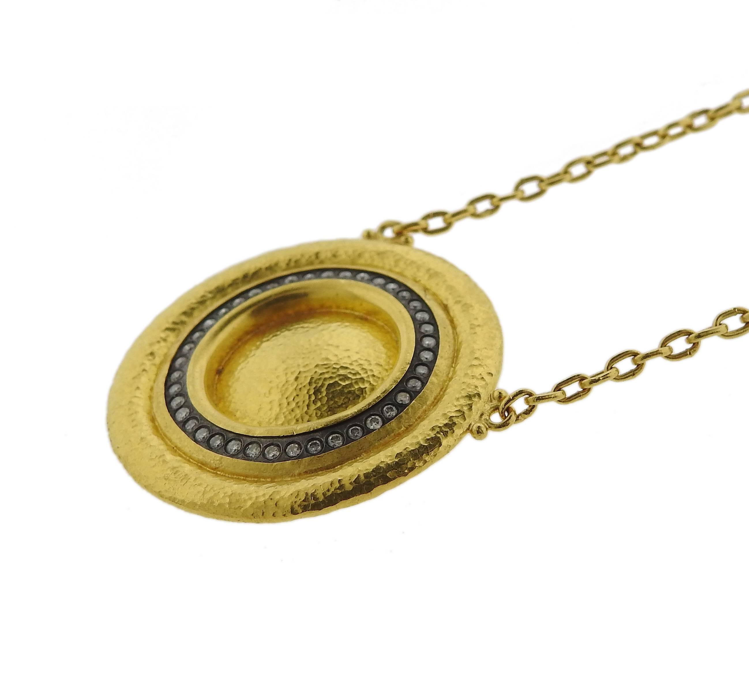 Large Gurhan Diamond Gold Circle Pendant Necklace In Excellent Condition In Lambertville, NJ