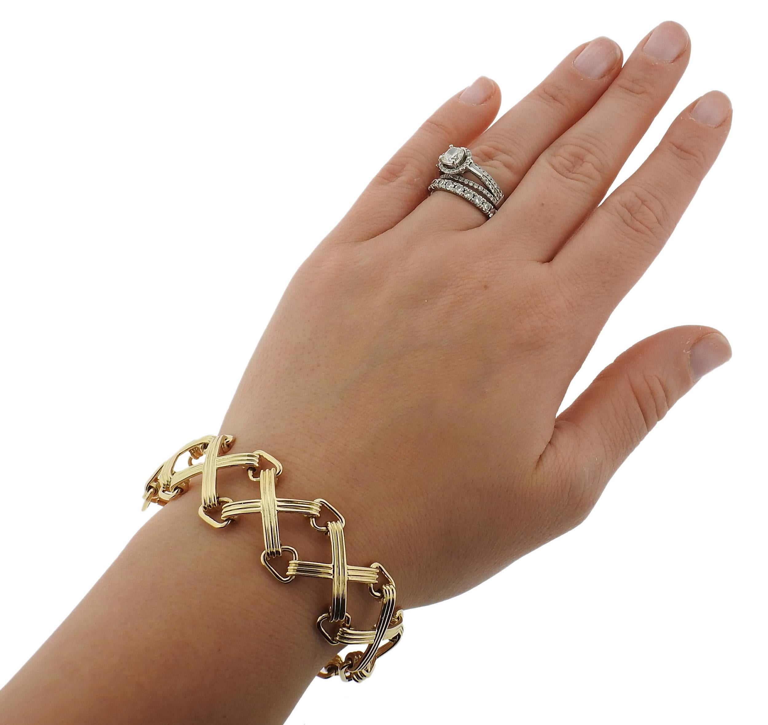 Tiffany & Co. Schlumberger Gold X and Triangle Bracelet In Excellent Condition In Lambertville, NJ